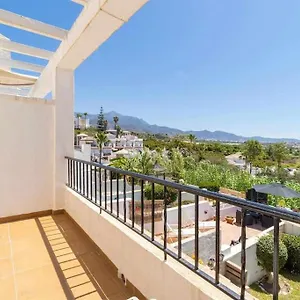 Apartamento Tropicana Townhouse, 2 Bedroom Next To The Pool, Nerja